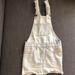 GENTLY USED jean overall dress AEO xxs